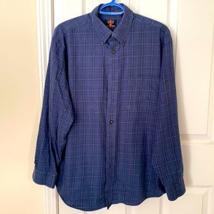 Mens shirt long sleeves Medium